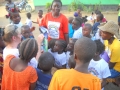 Having-fun-reading-Henrietta-to-the-children